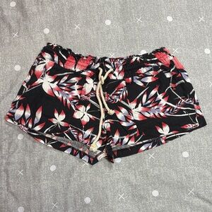 Roxy | Black Floral Oceanside Shorts